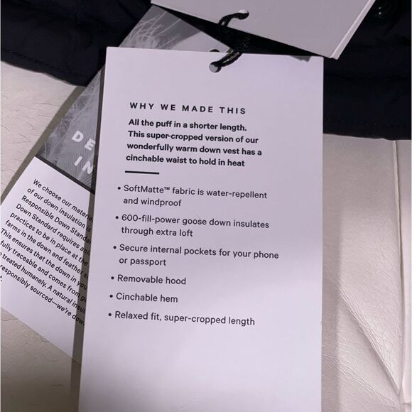 LULULEMON WUNDER Puff SUPER CROPPED vest WHITE SIZE 8 perfect cute NWT - Picture 6 of 7